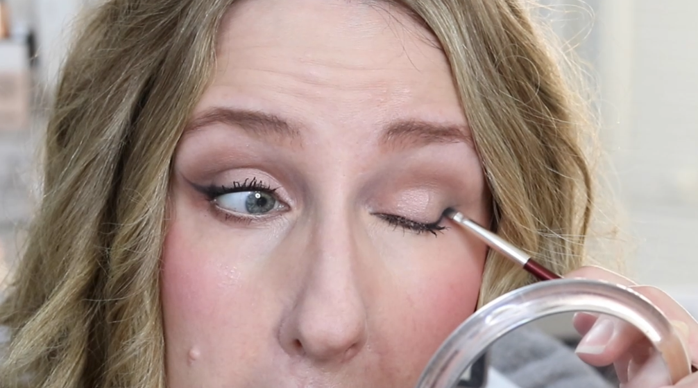 How To Apply Winged Eyeliner To Older Eyes KimberlyBuss Blog